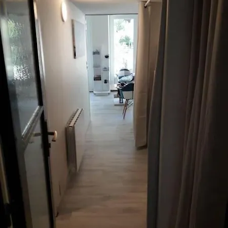 Апартаменты Aigle-royal Cauterets, Rdc 4-6 Pers *